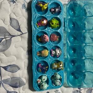 Lot of hatchimals